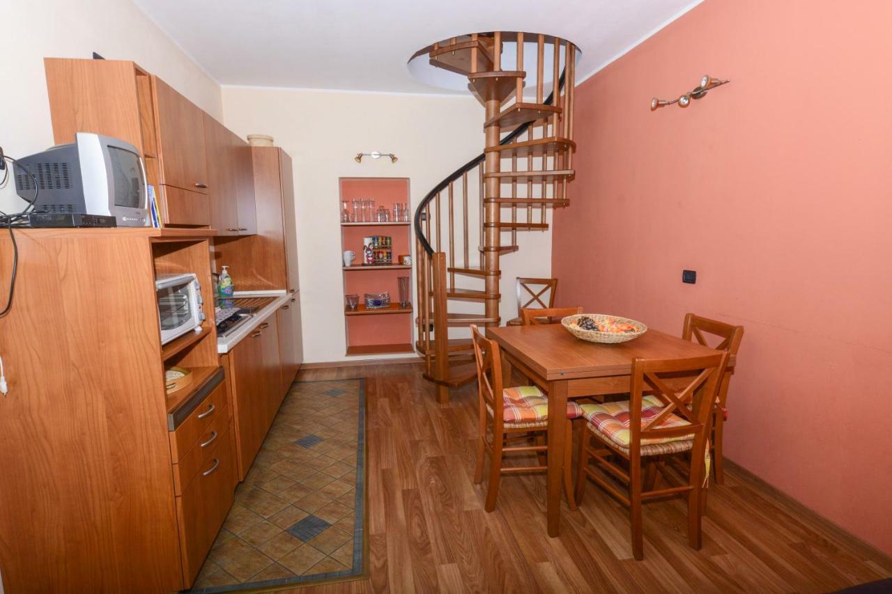 Appartement Il Sogno Di Claudia à Gera Lario Extérieur photo